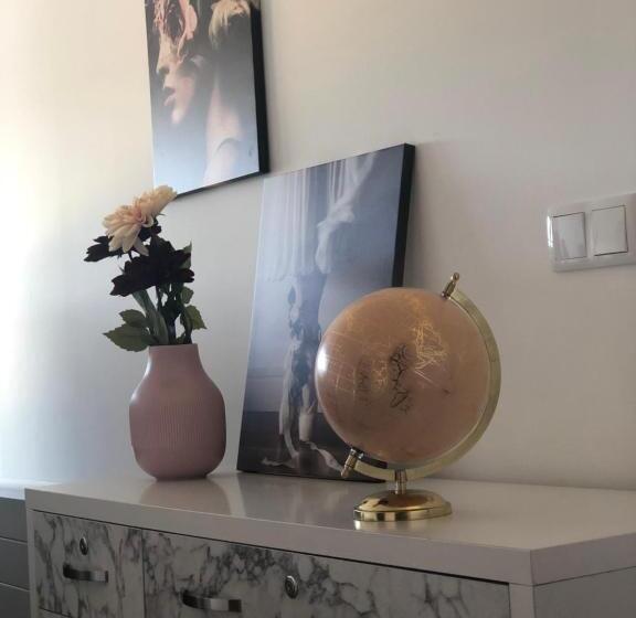 بنسيون Huellas Albergue Turístico