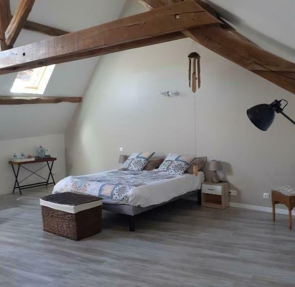 פנסיון L Eden Caché