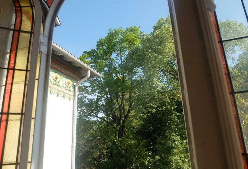 Пансион La Maison D Hôtes Du Chapelier