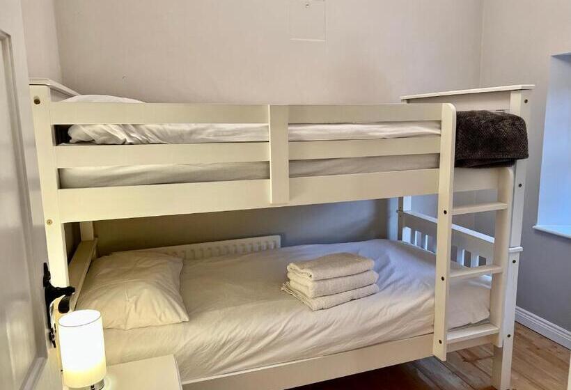 膳宿费 Picturesque Riverview Cottage Pettigo