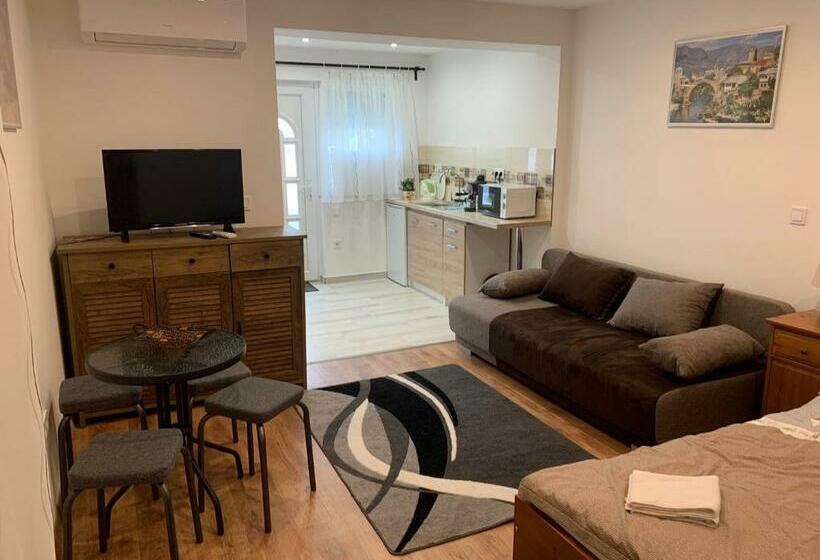 بنسيون érdi Muskátlis Vendégház