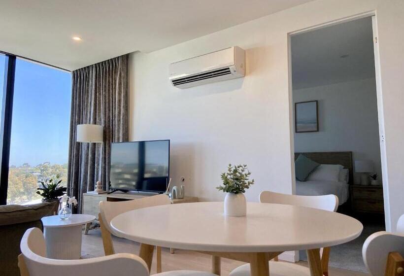 Skygarden Luxury Condo