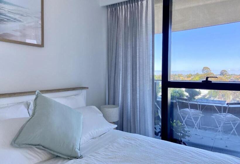 Skygarden Luxury Condo