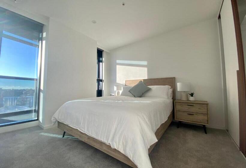 Skygarden Luxury Condo