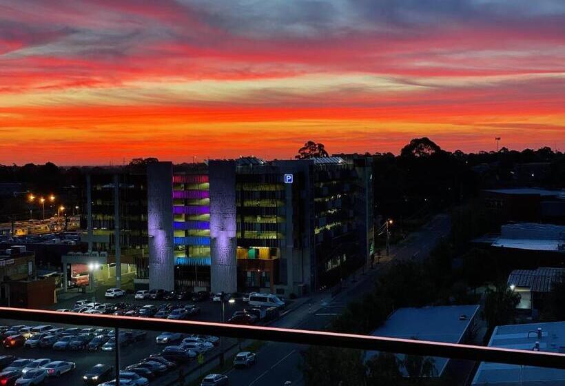 Skygarden Luxury Condo