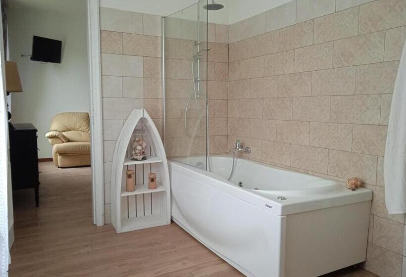 مبيت وإفطار Ca Du Angiulin