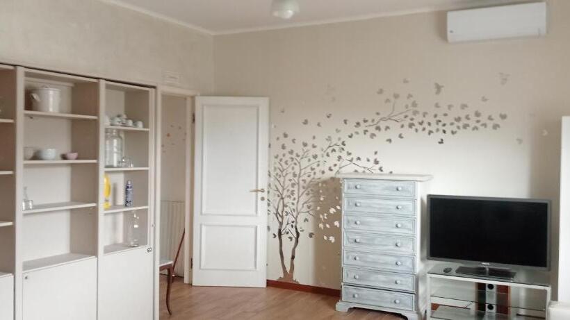 مبيت وإفطار Ca Du Angiulin