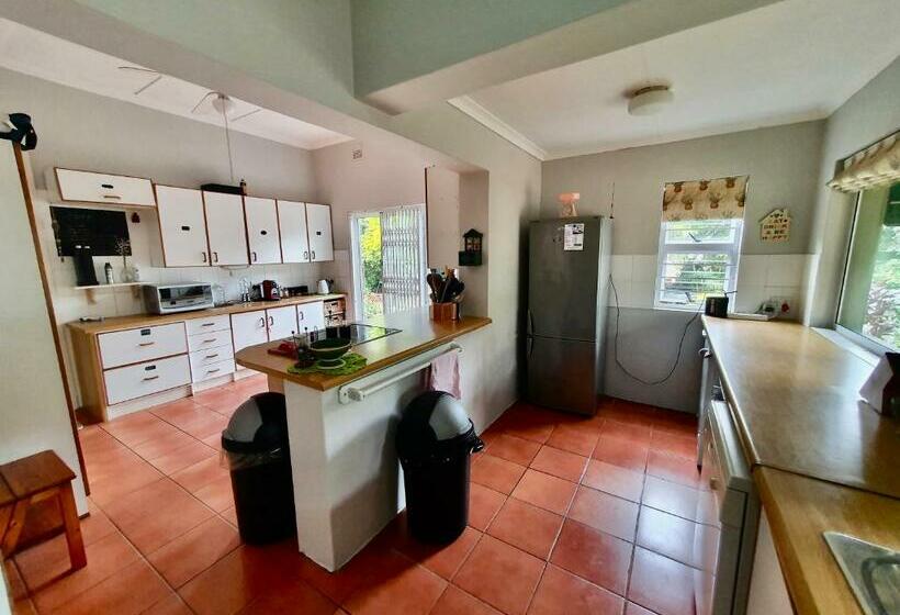 צימר 23 Ambleside Holiday Retreat By The Sea