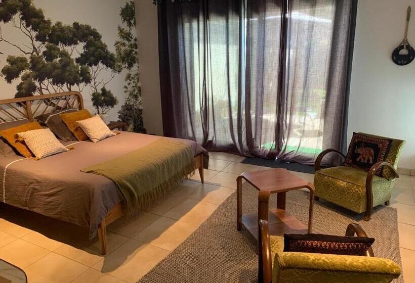 민박 Chambre En Drôme Tropicale