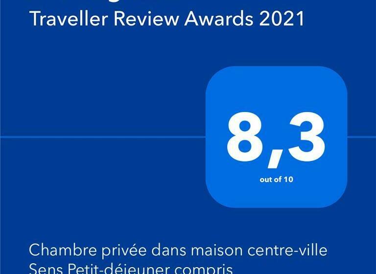 مبيت وإفطار Chambre Privée Dans Maison Centre Ville Sens Petit Déjeuner Compris