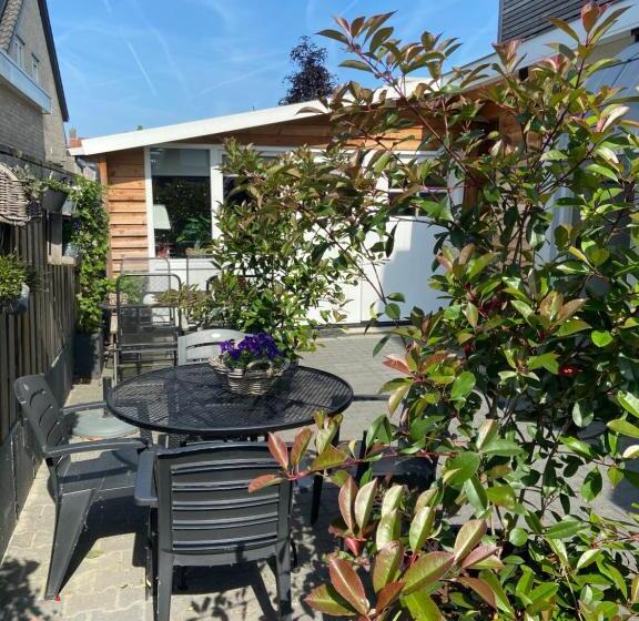 민박 De Drechtstee