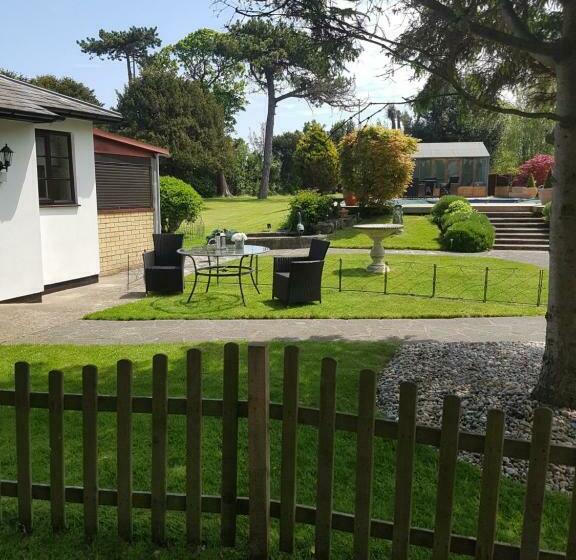 Bed and Breakfast Igguldene Retreat