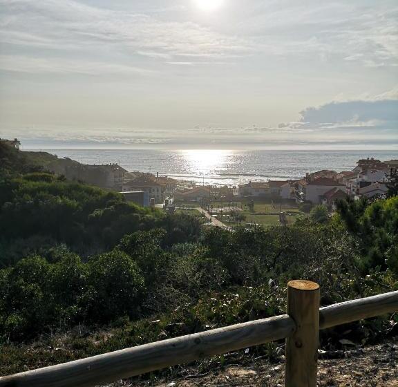 مبيت وإفطار Joy Beach House