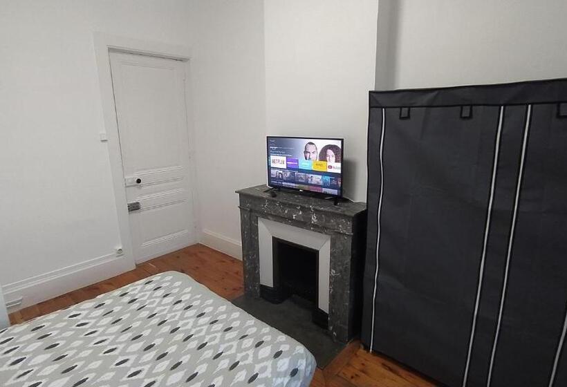 민박 La Batisse De Saint Chamond