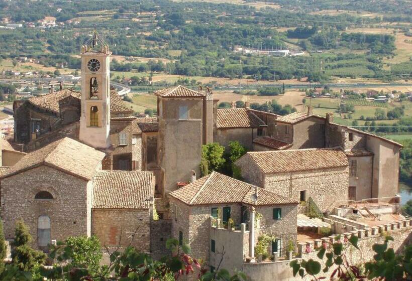 مبيت وإفطار La Cantina Di Giuliano