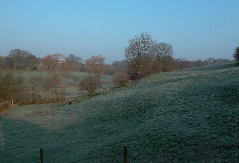 ベッドアンドブレックファースト La Source Du Broly