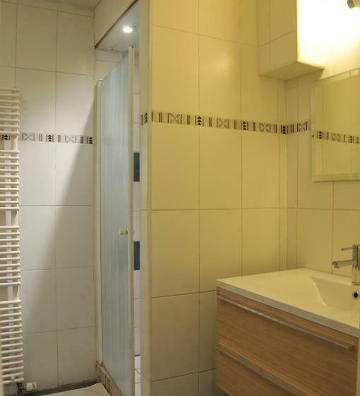 ベッドアンドブレックファースト La Source Du Broly