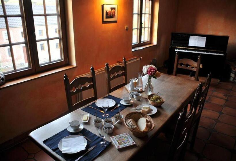 ベッドアンドブレックファースト La Source Du Broly