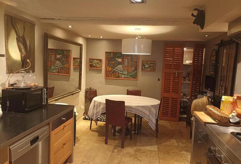 민박 La Villageoise, Chambre Troglodyte Pitoresque Au Cœur Du Village