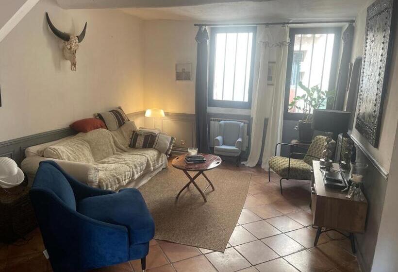 민박 La Villageoise, Chambre Troglodyte Pitoresque Au Cœur Du Village