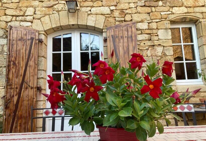 مبيت وإفطار Les Petits Cousins Du Québec   Chambres D’hôtes à Domme