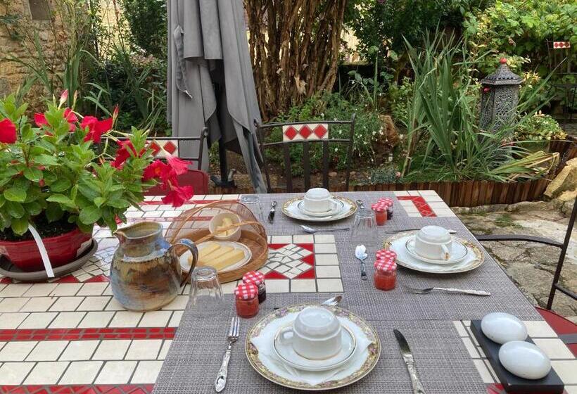 مبيت وإفطار Les Petits Cousins Du Québec   Chambres D’hôtes à Domme