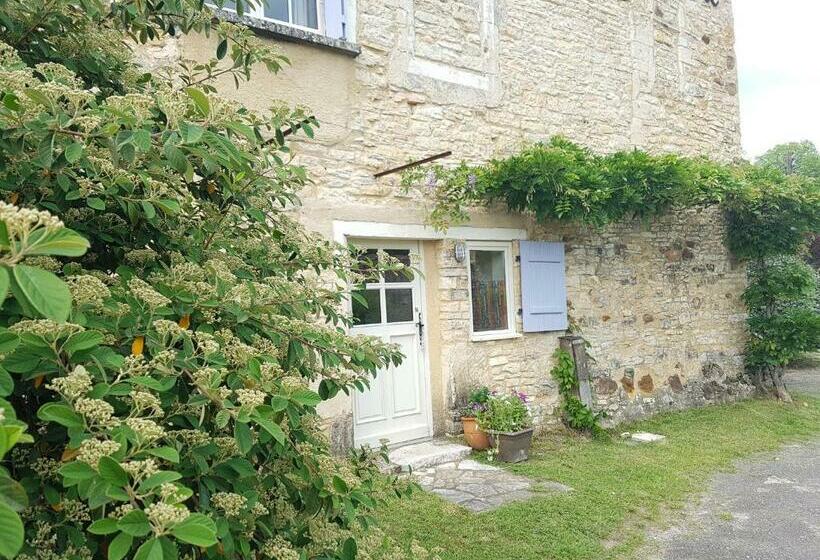 Bed and Breakfast Mas Sarrat Apartment