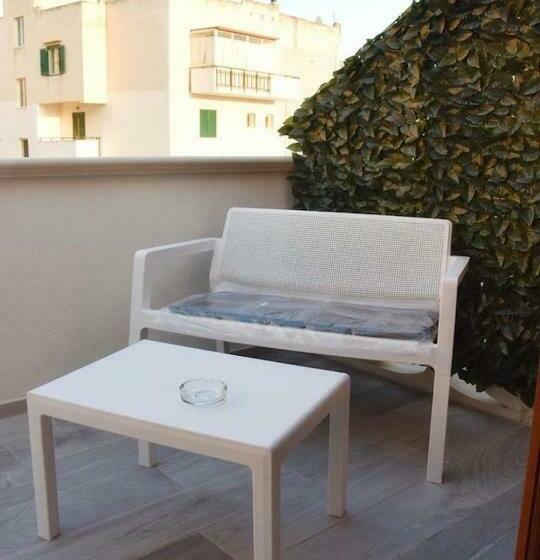 تختخواب و صبحانه Matteosky