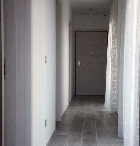 تختخواب و صبحانه Matteosky