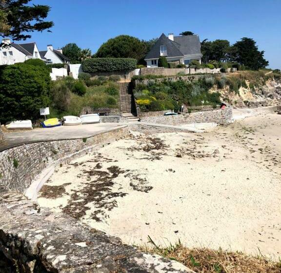 민박 O Bord De La Mer