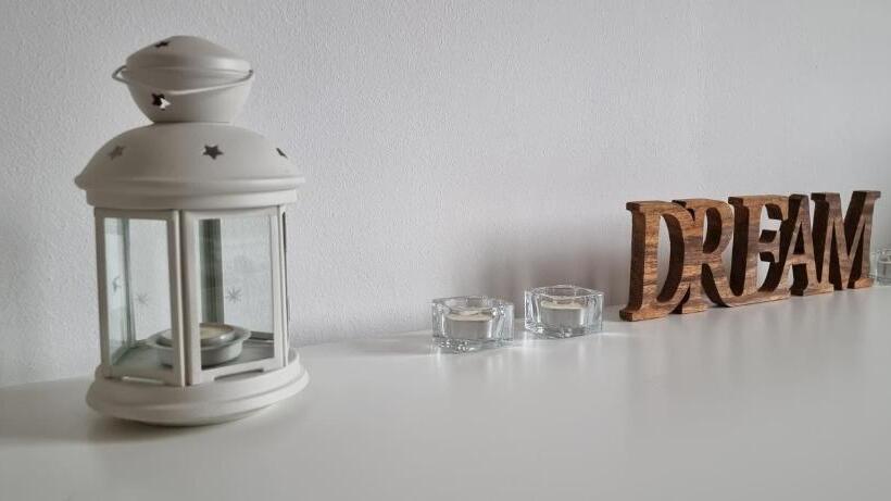 تختخواب و صبحانه San Donato Policlinico Bbking