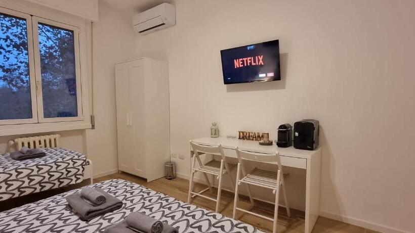 تختخواب و صبحانه San Donato Policlinico Bbking