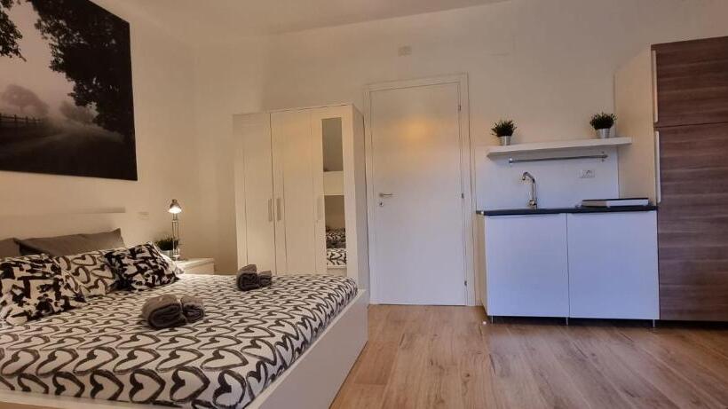 تختخواب و صبحانه San Donato Policlinico Bbking