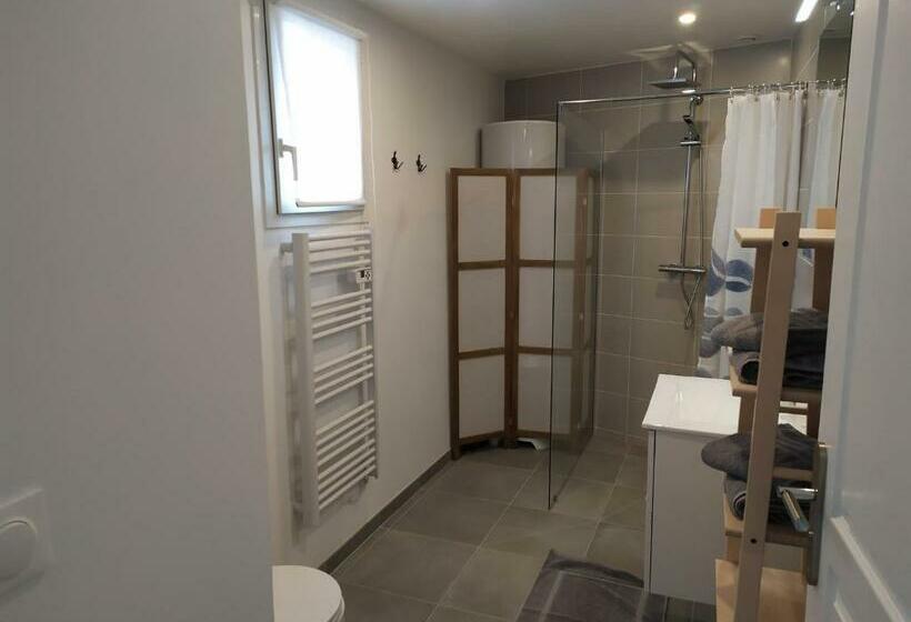 住宿加早餐  Studio Les Chambres De La Source   Tadorne