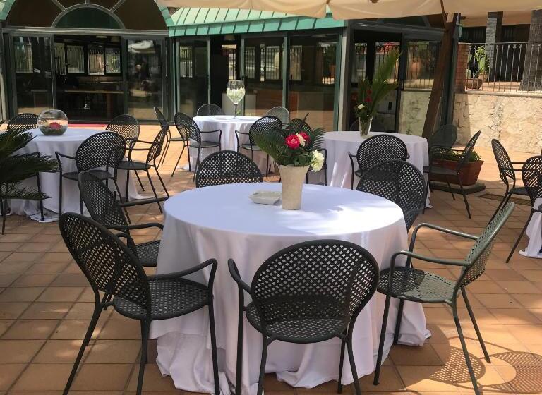 צימר Villa Grandiosa Fc