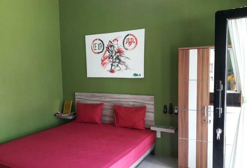 פנסיון Ahza Syariah