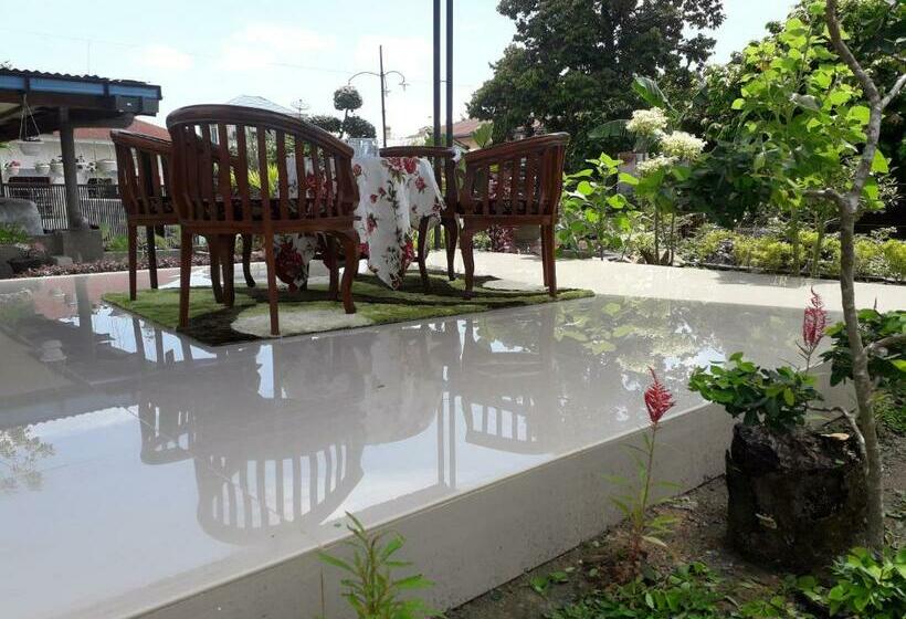 פנסיון Ahza Syariah