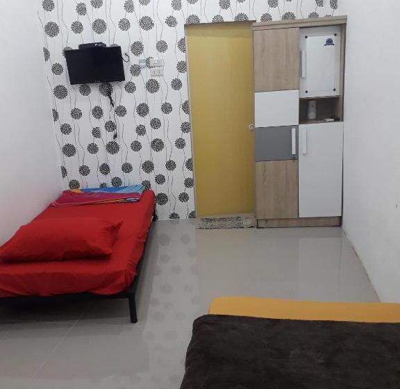 פנסיון Ahza Syariah