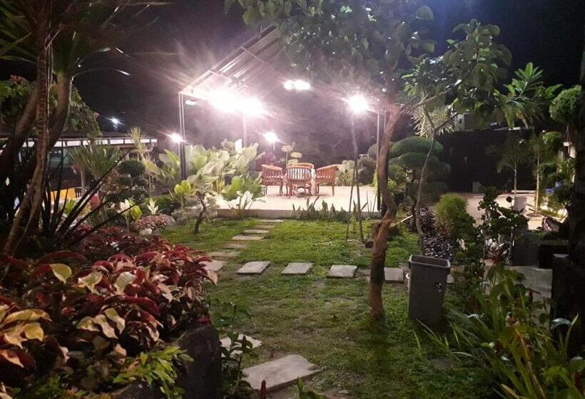 פנסיון Ahza Syariah