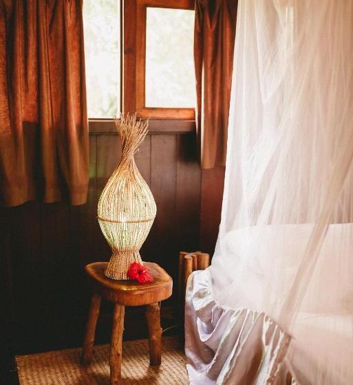 پانسیون Art Jungle Eco Lodge