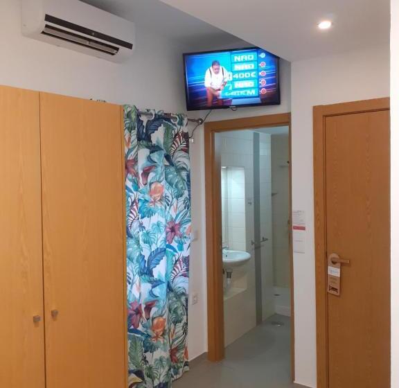 ペンション Largo Da Fonte