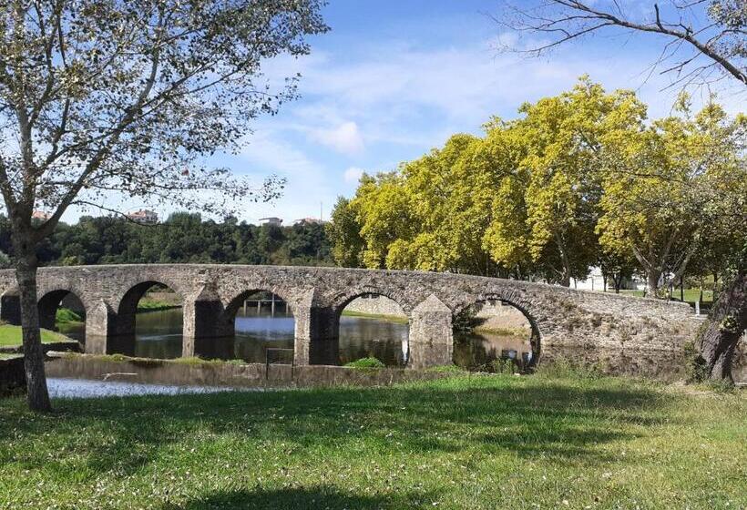 ペンション Largo Da Fonte