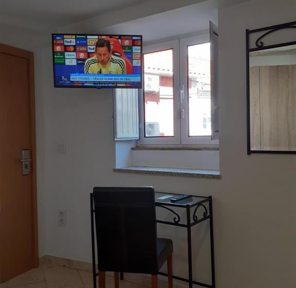 ペンション Largo Da Fonte