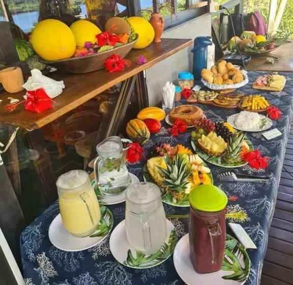 پانسیون Art Jungle Eco Lodge