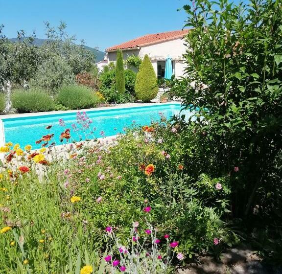 Пансион Chèvrefeuille Gîte & Chambre D Hôtes