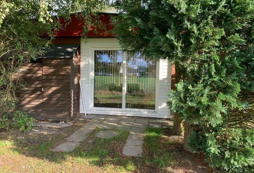 פנסיון Field View B&b