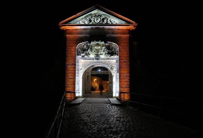 Пансион La Martinoise Patio