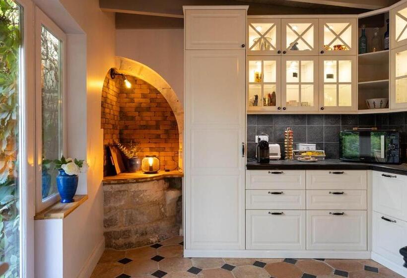 Пансион La Martinoise Patio