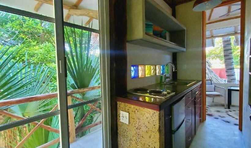 ペンション Layla Guesthouse