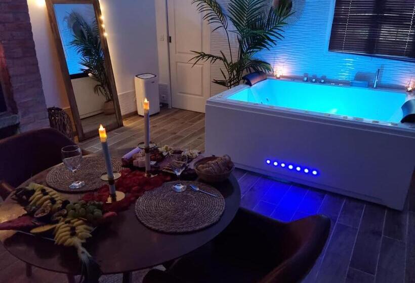 膳宿费 L évasion Romantique Suite De Charme Avec Spa Privé à 20min De Paris Et Au Calme En Lisière De La Fo
